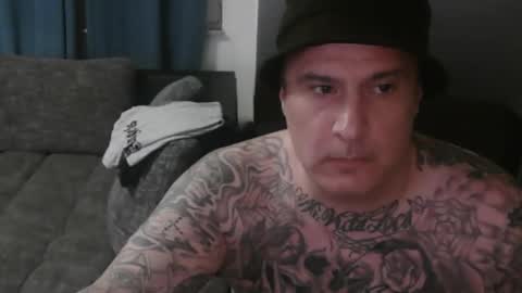 sinalco1975 online show from 11-04-25, 01:16