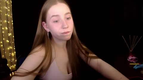 Sindi online show from 05-20-26, 02:23
