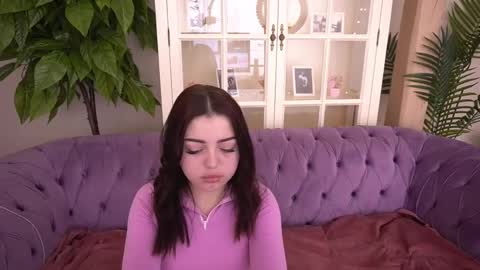 Snapshot of sinfulkittenn chatting on 06-02-26, 12:51 Kira online show from 06-02-26, 12:51