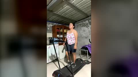 sinfullwife6969 online show from 02-10-26, 11:58