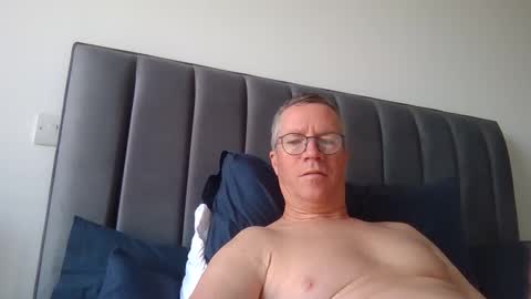 Snapshot of sinfulpulse69 chatting on 05-28-26, 06:32 sinfulpulse69 online show from 05-28-26, 06:32