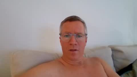 Snapshot of sinfulpulse69 chatting on 05-28-26, 06:38 sinfulpulse69 online show from 05-28-26, 06:38