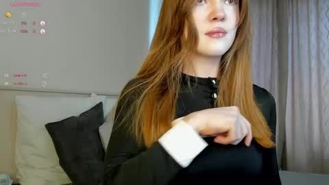Snapshot of sinfulsmile_ chatting on 04-10-26, 04:50 Ivy online show from 04-10-26, 04:50