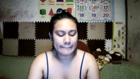 Snapshot of singlemomma31 chatting on 07-06-26, 01:52 stef online show from 07-06-26, 01:52