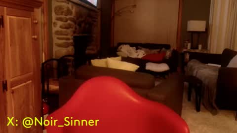 Snapshot of sinnernoir chatting on 10-30-25, 05:31 My Name Is..............................John online show from 10-30-25, 05:31