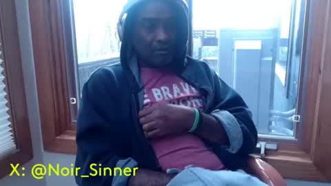 Snapshot of sinnernoir chatting on 11-03-25, 04:30 My Name Is..............................John online show from 11-03-25, 04:30