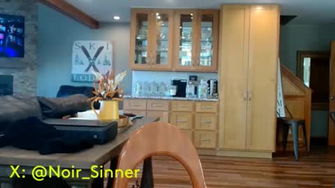 Snapshot of sinnernoir chatting on 11-04-25, 05:45 My Name Is..............................John online show from 11-04-25, 05:45