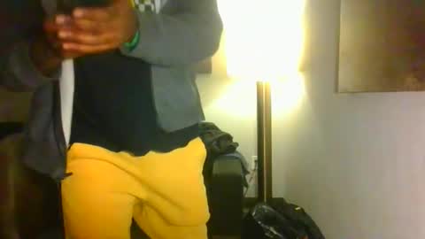 Snapshot of sinnernoir chatting on 11-30-25, 10:14 My Name Is..............................John online show from 11-30-25, 10:14