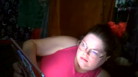Snapshot of siofra chatting on 05-21-26, 02:29 Siofra online show from 05-21-26, 02:29