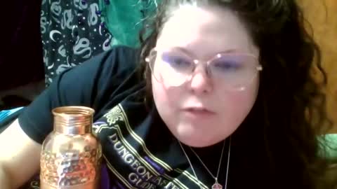 Snapshot of siofra chatting on 05-24-26, 11:54 Siofra online show from 05-24-26, 11:54