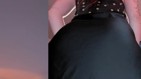 Snapshot of siouxsie_cenobite chatting on 05-22-26, 11:05 Siouxsie online show from 05-22-26, 11:05
