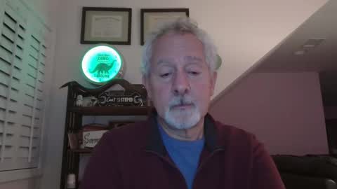 Don Roberto online show from 11-26-25, 10:49