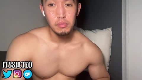 Snapshot of sir_teo chatting on 02-19-25, 12:57 SIR TEO online show from 02-19-25, 12:57