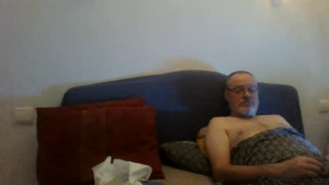Snapshot of sirdon83 chatting on 07-20-26, 01:31 sirdon83 online show from 07-20-26, 01:31