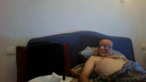 Snapshot of sirdon83 chatting on 07-21-26, 03:09 sirdon83 online show from 07-21-26, 03:09
