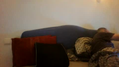Snapshot of sirdon83 chatting on 07-27-26, 05:47 sirdon83 online show from 07-27-26, 05:47