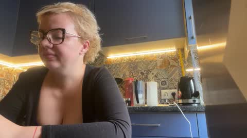 sirena2025 online show from 09-09-25, 03:44