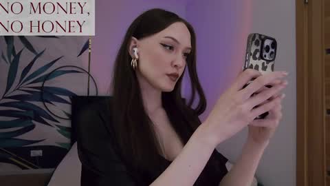 Snapshot of sirenaswhisper chatting on 05-16-26, 10:52 Goddess Sirena online show from 05-16-26, 10:52
