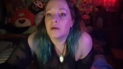 Snapshot of sirenfalls888 chatting on 10-04-25, 04:32 RavenFalls Aphrodite Priestess online show from 10-04-25, 04:32