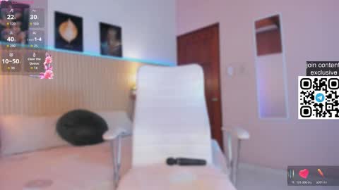 Sirenita online show from 10-21-25, 11:22