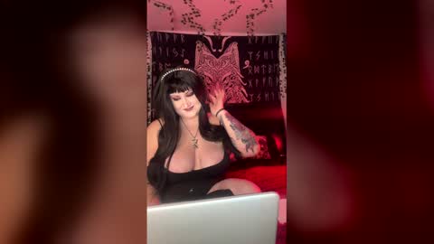 Siren Lux online show from 12-21-25, 02:30