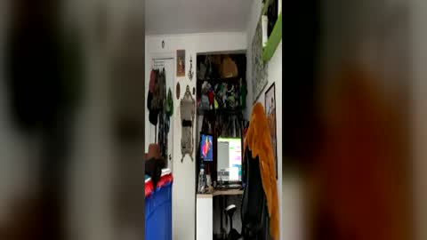 siriss_boyrag online show from 06-12-26, 10:41