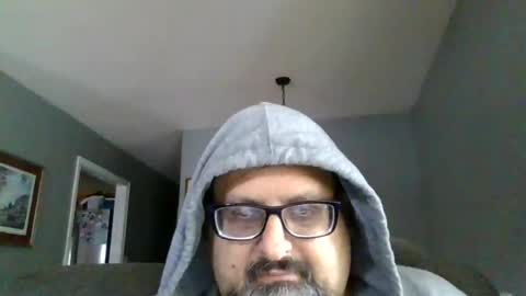 Snapshot of sirmike80 chatting on 06-26-26, 12:31 SirMike80 online show from 06-26-26, 12:31