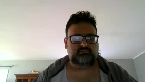 Snapshot of sirmike80 chatting on 07-02-26, 12:11 SirMike80 online show from 07-02-26, 12:11