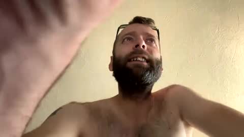 Snapshot of sirpoundcakes chatting on 09-08-25, 06:51 sirpoundcakes online show from 09-08-25, 06:51