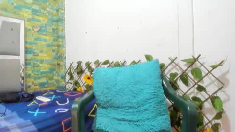 Snapshot of sirryant chatting on 01-25-25, 06:35 SIR RYANT online show from 01-25-25, 06:35