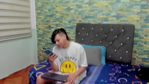 Snapshot of sirryant chatting on 02-21-25, 12:39 SIR RYANT online show from 02-21-25, 12:39