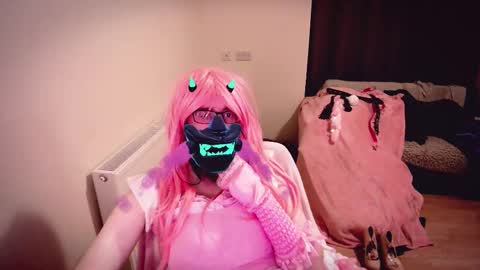 Snapshot of sissy_lolabunny chatting on 10-31-25, 12:33 sissy_lolabunny online show from 10-31-25, 12:33