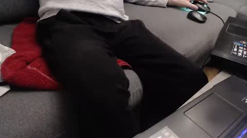 looking for older male ore female to use me sexually and be good to me ahhhhh online show from 02-05-25, 10:22