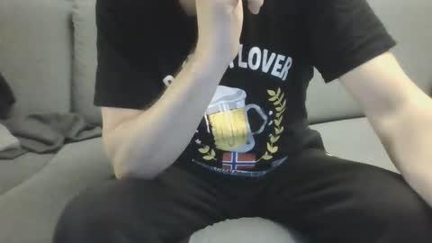 looking for older male ore female to use me sexually and be good to me ahhhhh online show from 02-15-25, 10:31