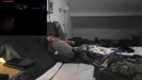 Michel online show from 12-02-24, 01:58