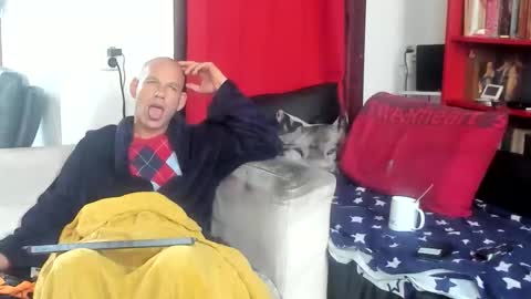 Snapshot of sissyslavepetra chatting on 10-19-25, 01:23 Petra online show from 10-19-25, 01:23