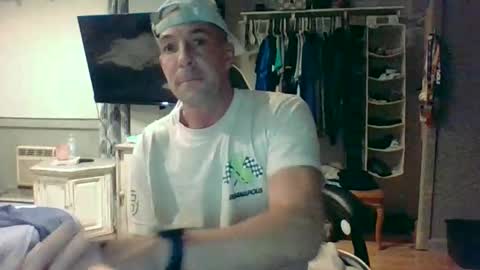 sitonmyfacemeowmm online show from 12-18-25, 09:43