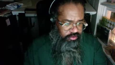 Snapshot of siyah_sakal chatting on 02-10-25, 01:24 siyah_sakal online show from 02-10-25, 01:24