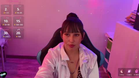 Snapshot of skarlet_adams chatting on 07-06-26, 06:43 Alice online show from 07-06-26, 06:43