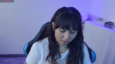 Snapshot of skarlet_adams chatting on 08-04-26, 08:44 Alice online show from 08-04-26, 08:44