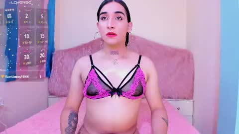 Snapshot of skarlet_ruiz_ chatting on 06-22-26, 12:02 Skarlet online show from 06-22-26, 12:02