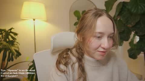 Im Scarlett  ONLINE  5pm-10pm NYC time  online show from 01-14-26, 04:34