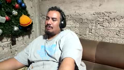 Elias online show from 06-26-26, 03:55