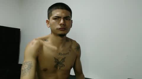Snapshot of skinny_badboy chatting on 09-24-25, 11:52 E R O S online show from 09-24-25, 11:52