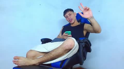 Snapshot of skinny_marked chatting on 12-07-24, 02:53 skinny marked online show from 12-07-24, 02:53