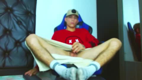 Snapshot of skinny_marked chatting on 01-14-25, 06:17 skinny marked online show from 01-14-25, 06:17