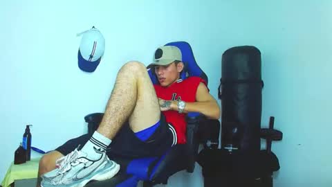 Snapshot of skinny_marked chatting on 01-22-25, 03:18 skinny marked online show from 01-22-25, 03:18