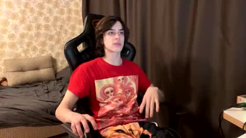 skinnyfitboi online show from 04-27-26, 06:39