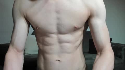 Snapshot of skinnyguywithbigd chatting on 04-25-26, 12:35 skinnyguywithbigd online show from 04-25-26, 12:35
