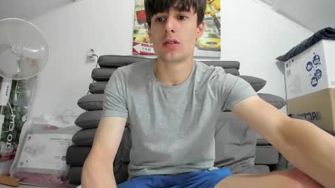 Snapshot of skinnyguywithbigd chatting on 05-14-26, 02:57 skinnyguywithbigd online show from 05-14-26, 02:57